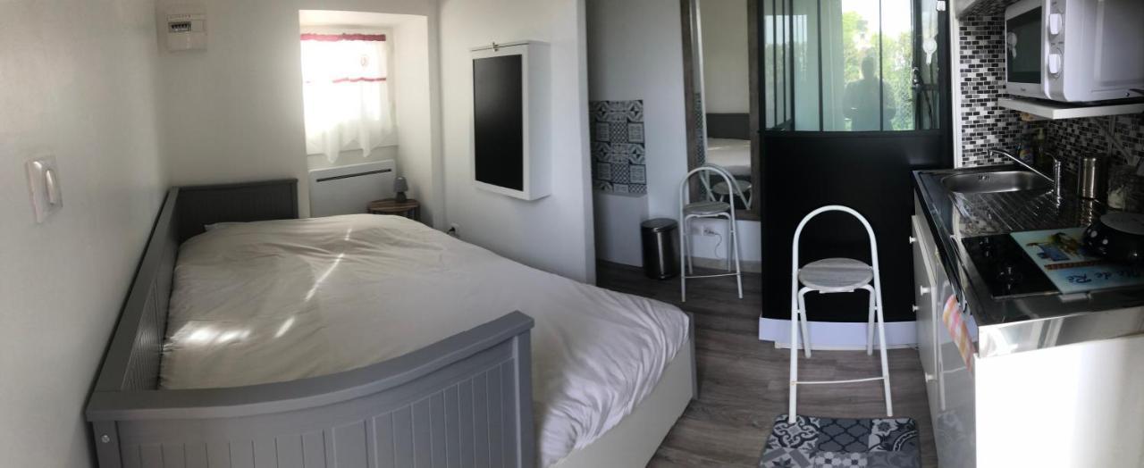Studio 11M2 Magny-Cours Buitenkant foto