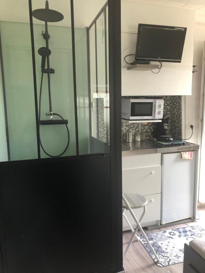 Studio 11M2 Magny-Cours Buitenkant foto